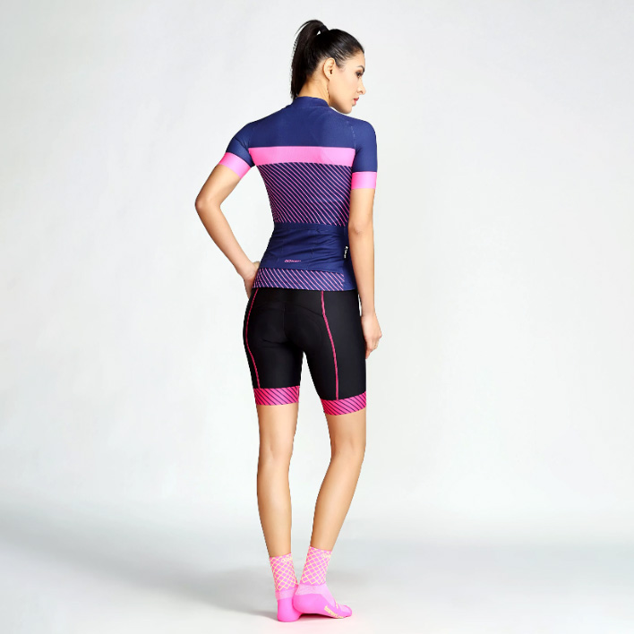 Women's Cycling Clothing 